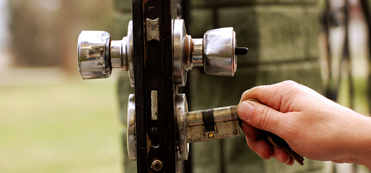 front door latch repair Blythe